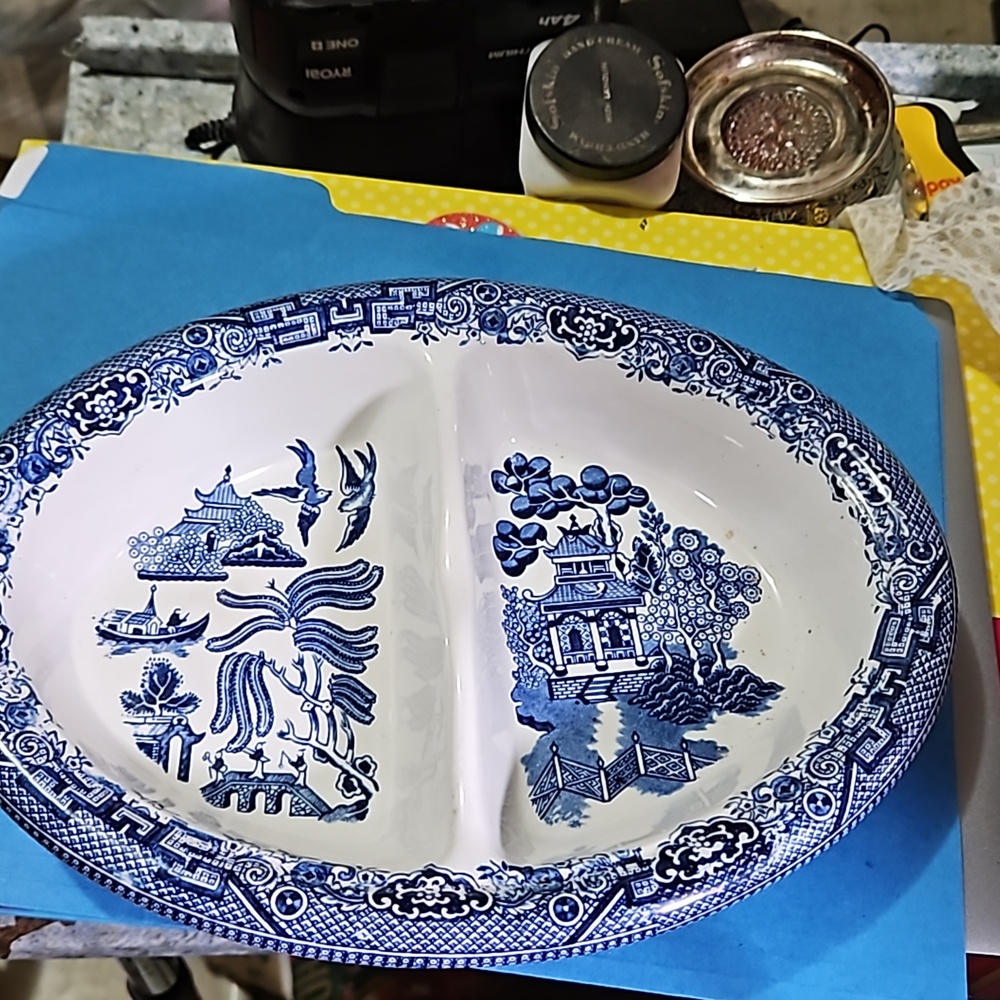 Vintage Churchill Blue Willow Oval divided dish, collectible